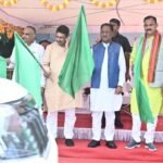 छत्तीसगढ़ की स्वास्थ्य व्यवस्था को सशक्त और सुलभ बनाने की दिशा में जुड़ा नया अध्याय : मुख्यमंत्री ने मैदानी स्वास्थ्य अमले के लिए 151 नए वाहनों को दिखाई हरी झंडी
