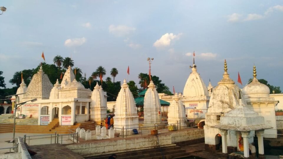 अमरकंटक में कांवड़ यात्रियों को बड़ी सौगात: छत्तीसगढ़ को मिली 5 एकड़ भूमि, बनेगा सर्वसुविधा युक्त श्रद्धालु भवन